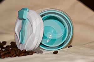 The cup is folded and compact for coffee and drinks take away made of food silicone. . Repeated processing. Eko friendly.