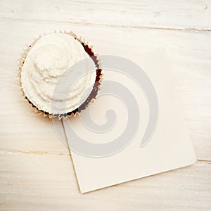 Cupcakes with blank card