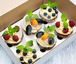 Cupcakes in a box