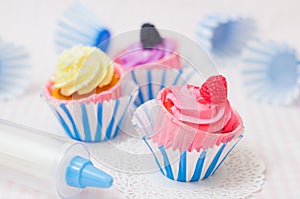 Cupcakes and paper molds