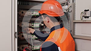 Current electric, Electrical checks, Factory electricity