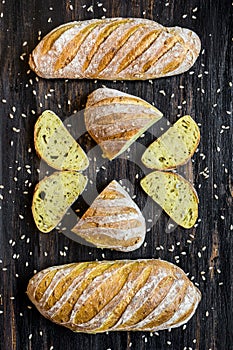 Curry and sunflower seed bread