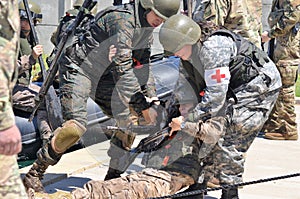 Curso de Cuidado de Heridos en Combate C4