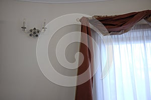 Curtains with pelmet