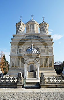 Travel to Romania: Curtea de Arges Monastery