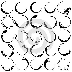 Curve pattern are black circle