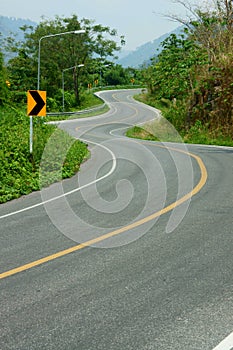 CURVE ROAD