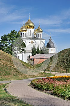 A Curved Way to the Ancient Kremlin of Dmitrov