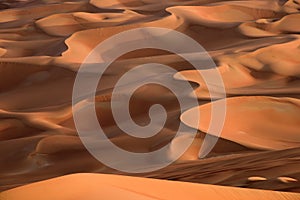 Curves of Liwa desert