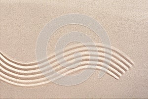 Curving wave pattern in a Japanese zen garden