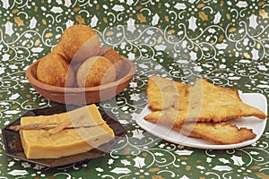 Custard, flakes and fritter. Colombian Christmas gastronomy