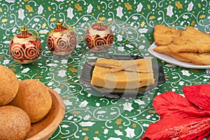 Custard, flakes and fritter. Colombian Christmas gastronomy