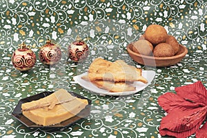 Custard, flakes and fritter. Colombian Christmas gastronomy