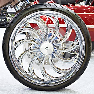 Custom motorcycle wheel chrome disc