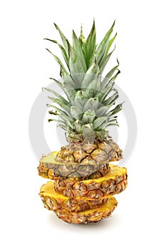 Cut ananas