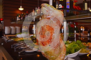 Cut of meat and complete buffet