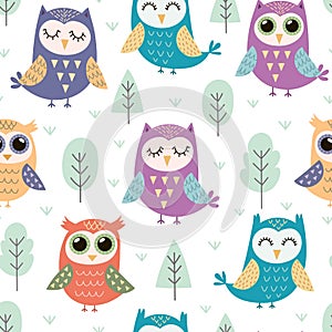 Cute owls seamless pattern