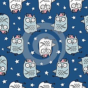 Cute seamless pattern with hand drawn owl
