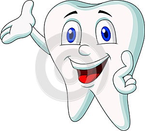 Cute tooth cartoon presenting