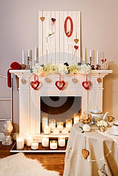 Cute white and red room with lots of heart-shaped decoration