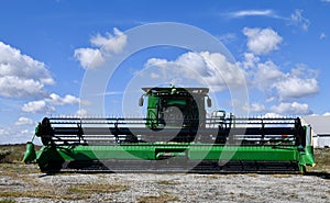 Cutter Platform Header