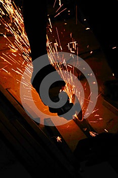 Cutting cast iron pipe with an angle grinder