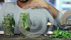 Cutting limes for cocktails mojito