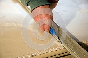 Cutting plasterboards