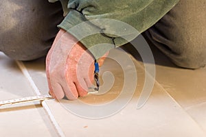 Cutting plasterboards