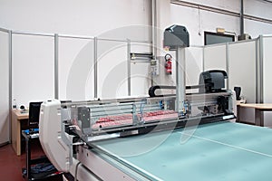 Flatbed cutter/router cutting plotter photo
