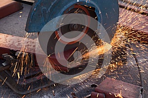 Cutting Steel channel (steel C chanel) with grinder