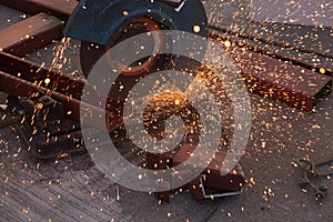 Cutting Steel channel (steel C chanel) with grinder