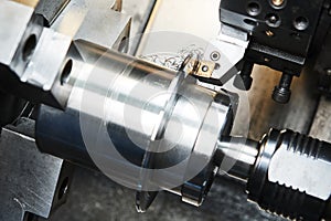 Cutting tool at metal working on lather machine