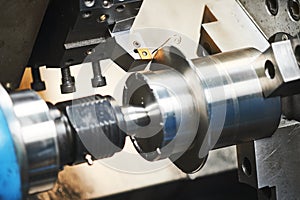 Cutting tool at metal working on lather machine