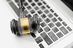 Cyber law security judgment sue on court, Digital online auction, Internet AI lawyer prompt judge technology