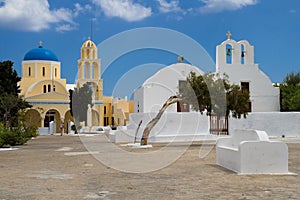 Cycladic churches