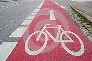 Ciclo la strada designazione sul strade 
