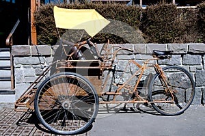 Cycle rickshaw photo