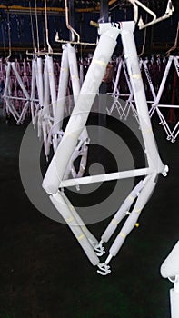 Cycles frame with packing conwear