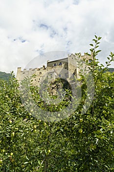 Cycleway of the Venosta valley, Castelbello castle