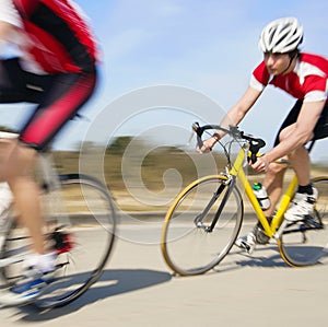 Cyclists in pursuit