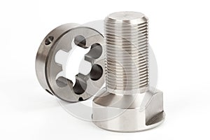 Cylindrical workpiece and button die