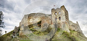 Czorsztyn castle ruins