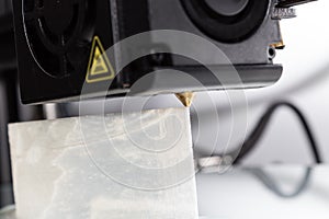 3D Printer Extruder Operation