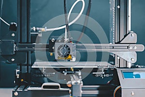 3D printing machine, 3D printer prints a new model