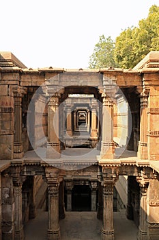 Dada Hari Vav