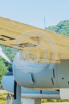 Empty under wing hard points