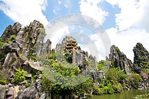 Dai Nam Temples and Safari Park in Vietnam