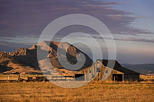 Dakota barn