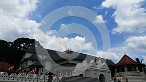 Dalada maligawa temple of tooth